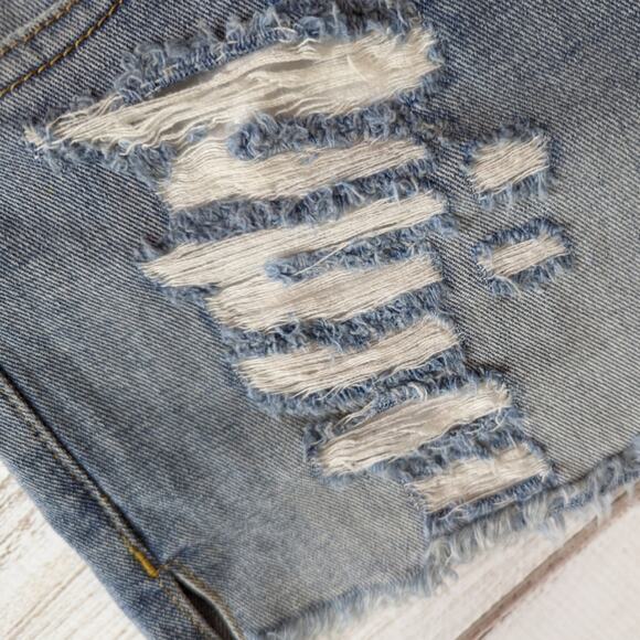 Free People Grommet Distressed Cutoff Denim Shorts sz W 28 - Picture 2 of 6